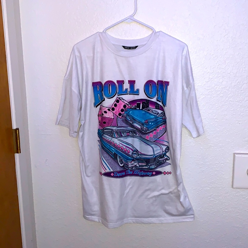 PLAIN WHITE GRAPHIC T SHIRT